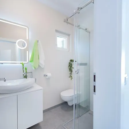 All Senses Apartment *