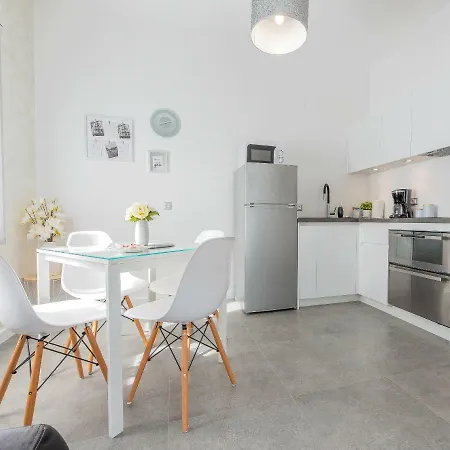 Apartment All Senses